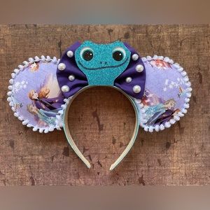 Disney’s Frozen 2 Bruni, Elsa, & Anna Minnie Mouse Ears Headband